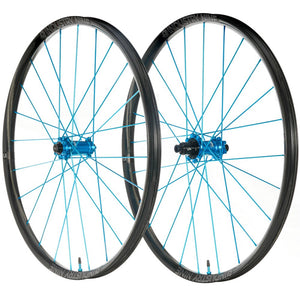 Ultralite 300 Carbon - Hydra Wheelset (Boost)